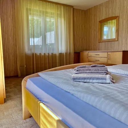 Vikendica The Yugo House