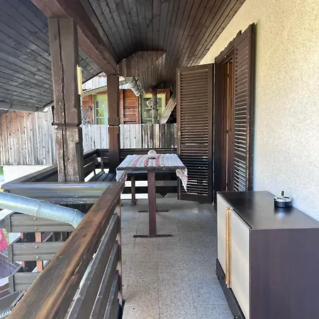 The Yugo House Vikendica *